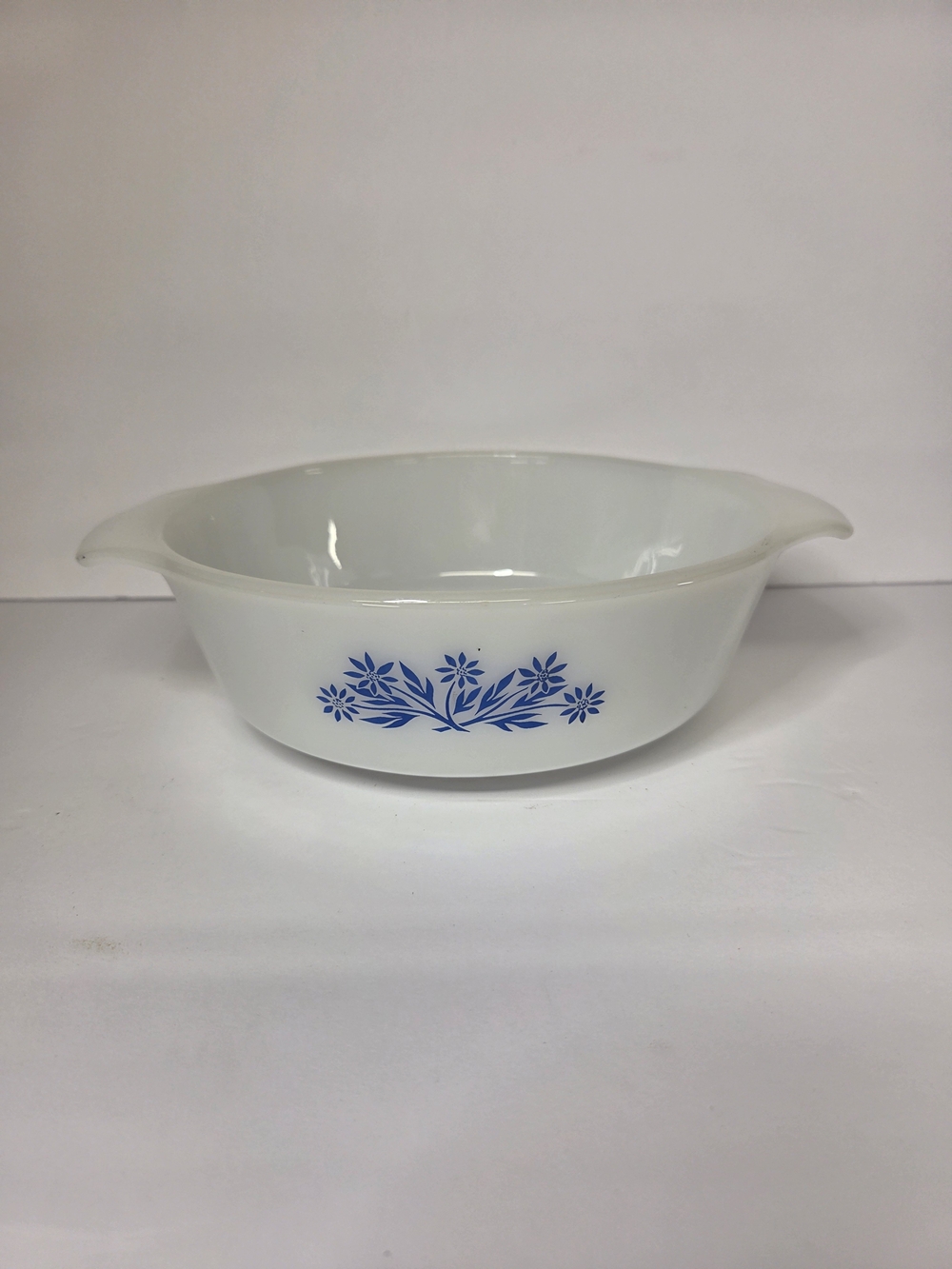 Vintage Anchor Hocking Fire King 1 Quart Round Casserole Dish Blue Floral
